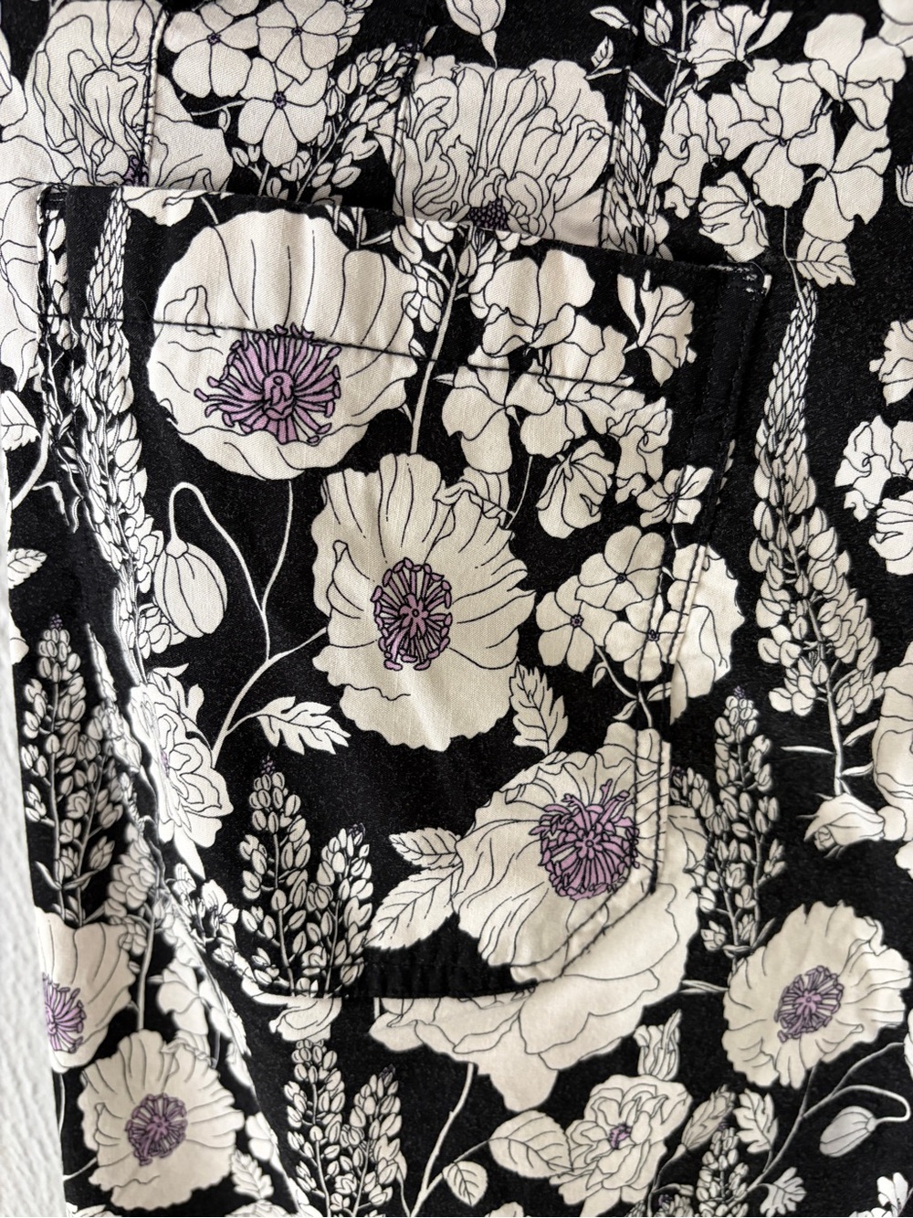 Anthropologie Maeve Floral Wide-Leg Pants with Cream and Purple Print Size 29